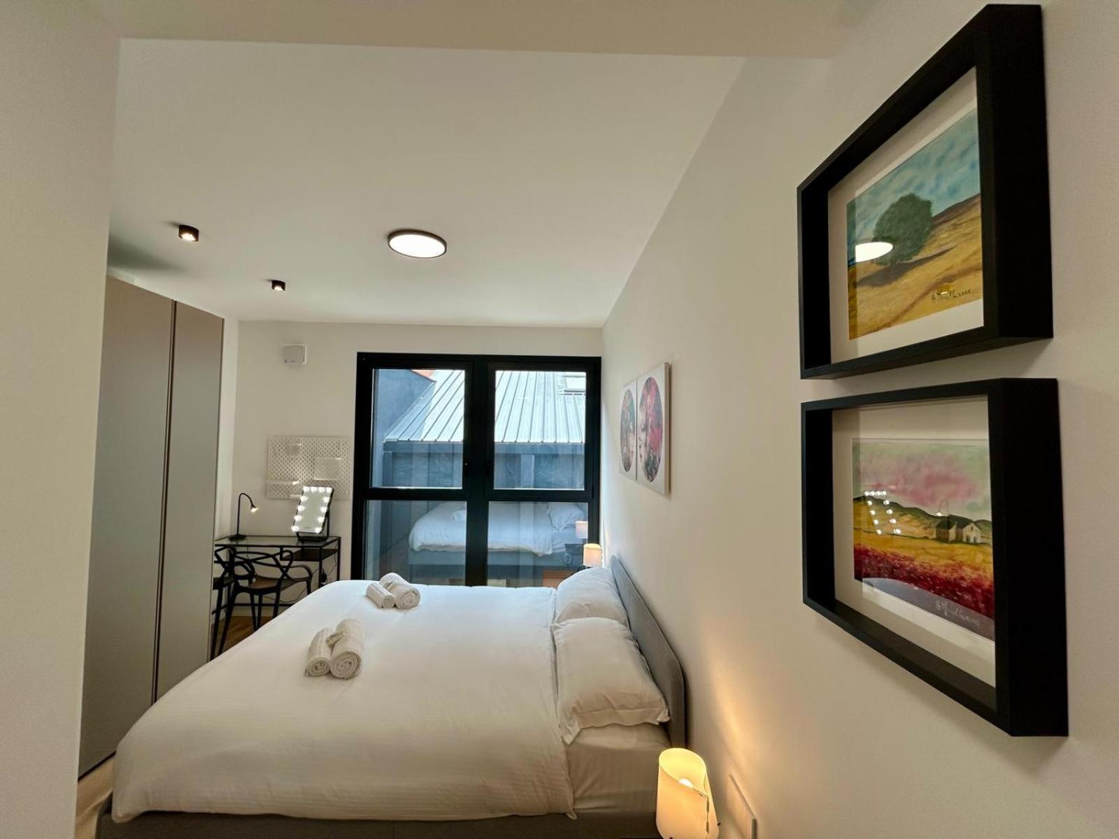 Kibilu Luxury Apt With Terrace, Isola District And Near Garibaldi Station Milan Exterior photo