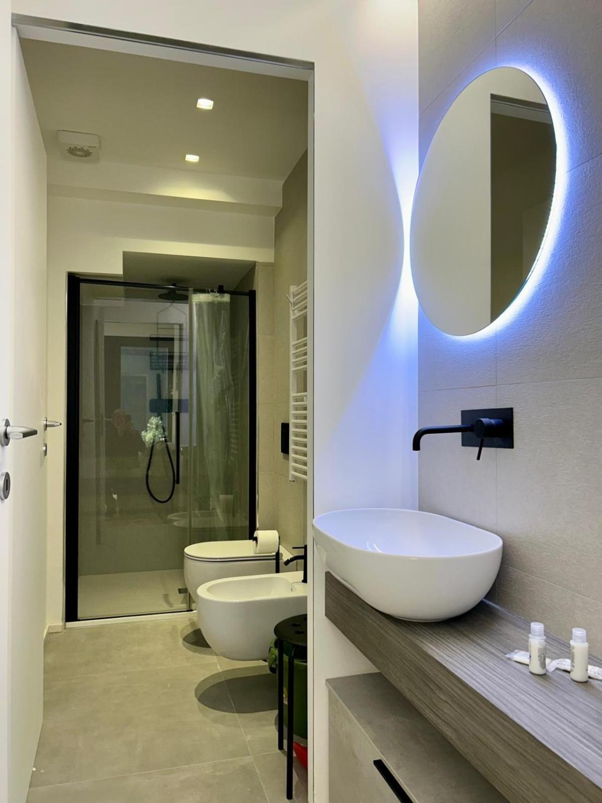 Kibilu Luxury Apt With Terrace, Isola District And Near Garibaldi Station Milan Exterior photo